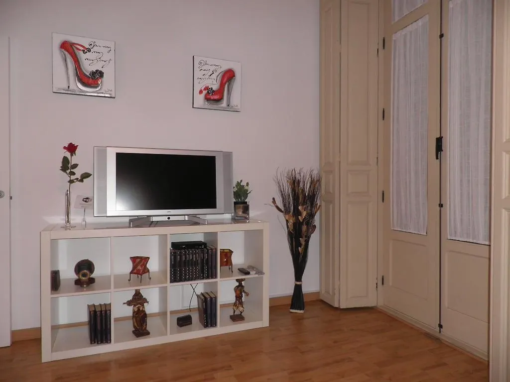 Apartamento Montano 4 2 Dormitorios Y 2 Banos Malaga 0*,  Spain